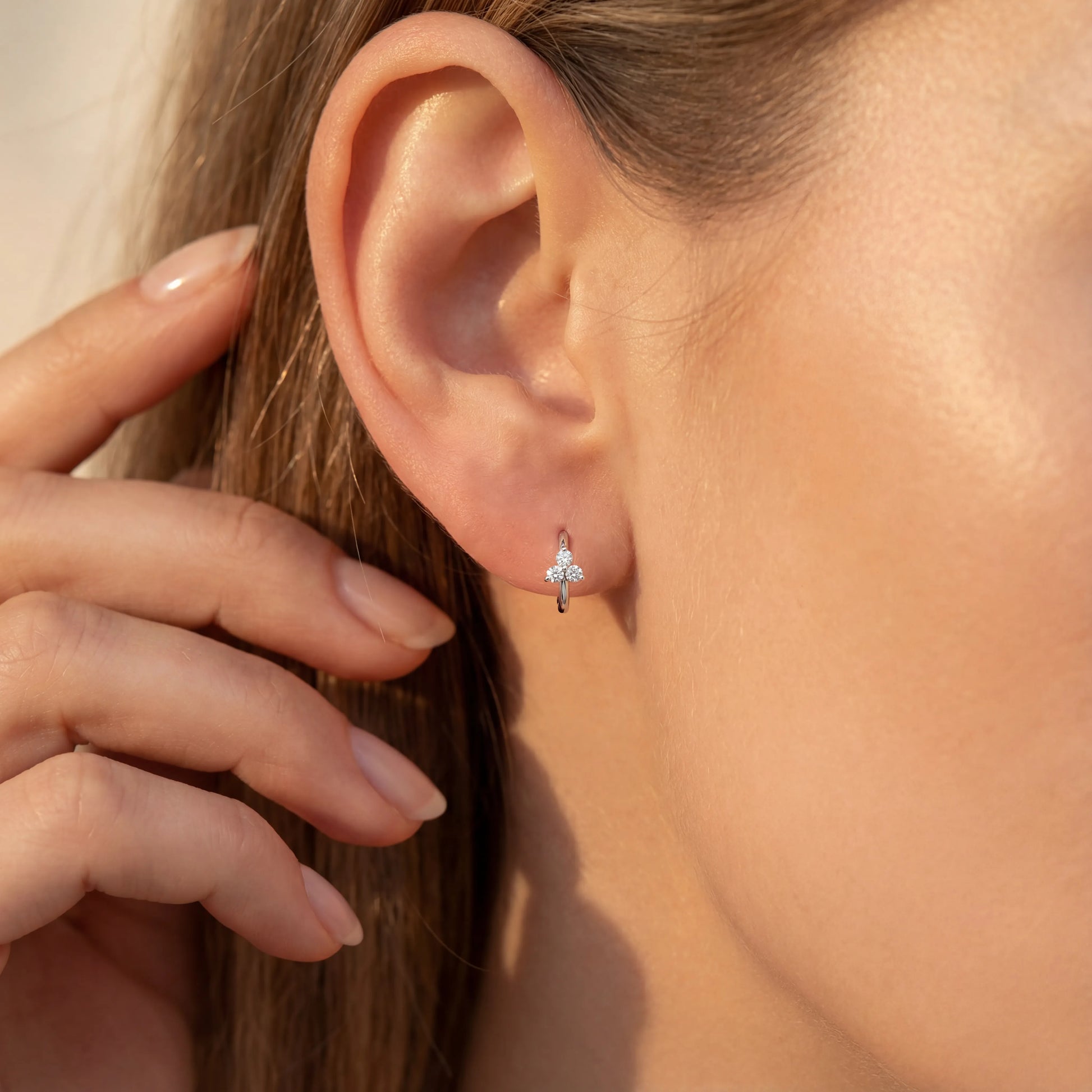 0,18 Karat Pırlanta Halka Küpe "Piramit", F Renk SI - Venta Jewelry

