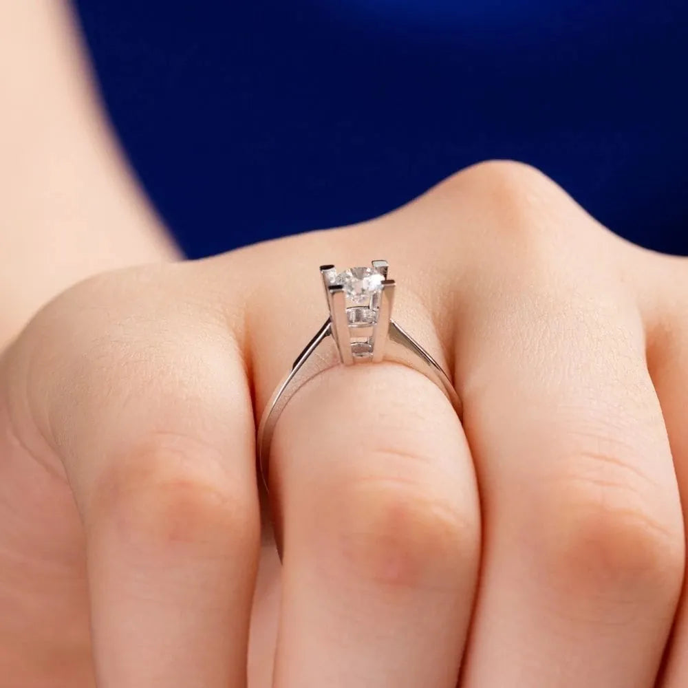 0,30 Karat F Renk SI2 Tektaş Pırlanta Yüzük | HRD Sertifikalı "Belur", F Renk SI2 - Venta Jewelry
