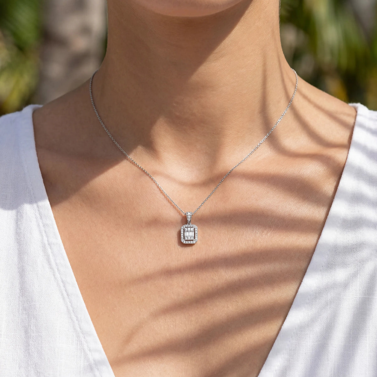 0,41 Karat Baget Pırlanta Kolye "Efza", F Renk SI - Venta Jewelry
