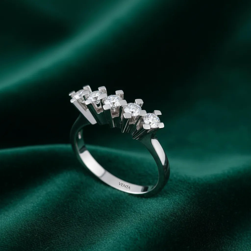 0,45 Karat Beştaş Pırlanta Yüzük "Aysar", F Renk SI2 - Venta Jewelry
