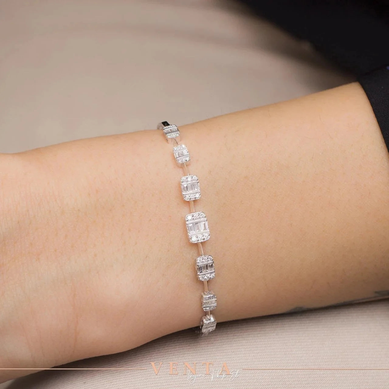 0,53 Karat Baget Pırlanta Bileklik "Sadem" - Venta Jewelry