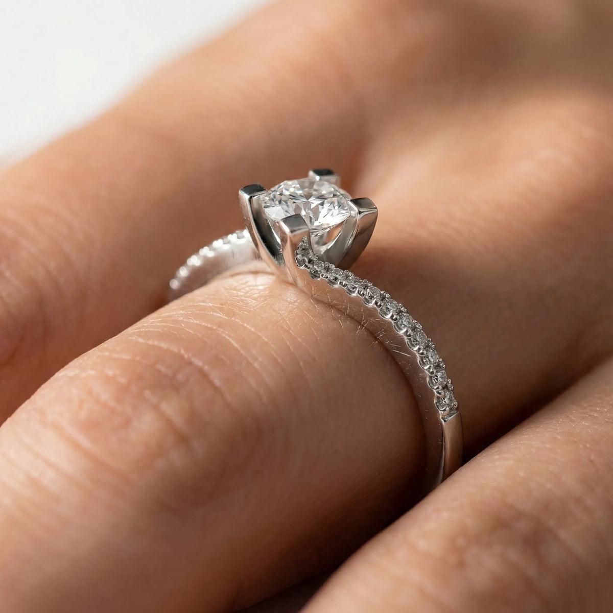 0,63 Karat Tektaş Pırlanta Yüzük "Venera", F Renk SI1 - Venta Jewelry
