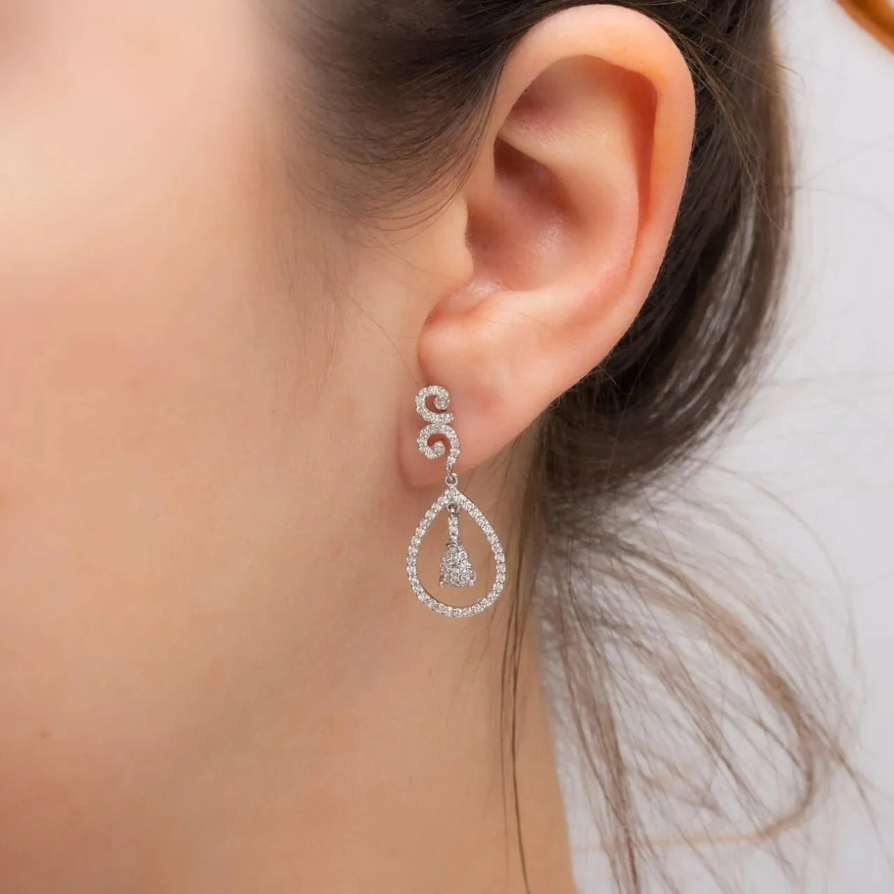 0,70 Karat Pırlanta Küpe, F Renk SI - Venta Jewelry
