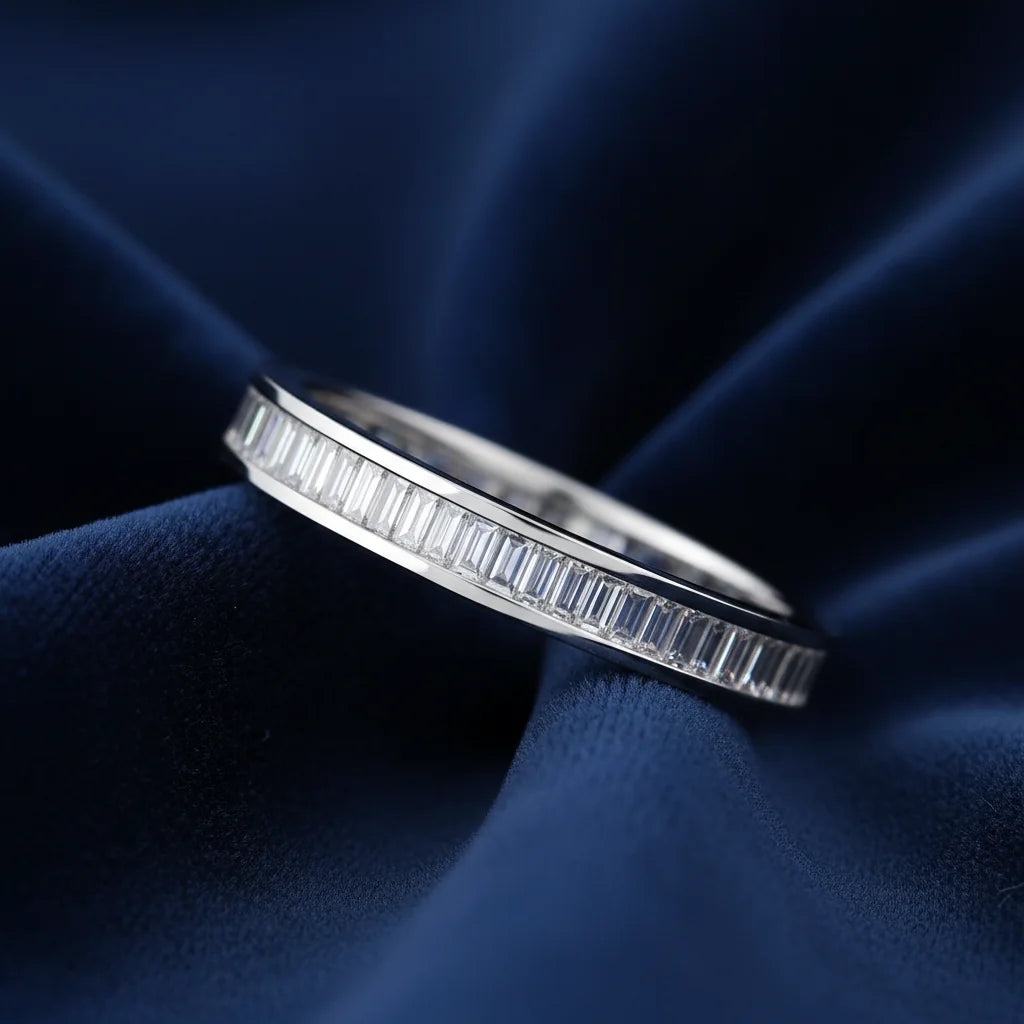 0,70 Karat Tasarım Baget Pırlanta Yüzük - Venta Jewelry
