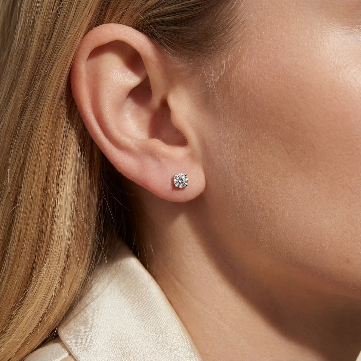 0,80 Karat Tektaş Pırlanta Küpe, F Renk SI - Venta Jewelry
