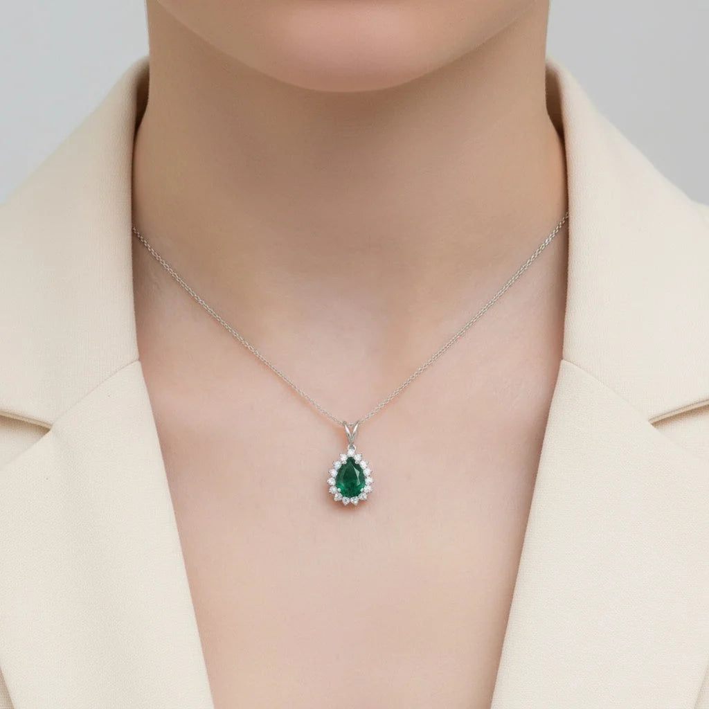 0,85 Karat Pırlantalı Zümrüt Kolye - Venta Jewelry