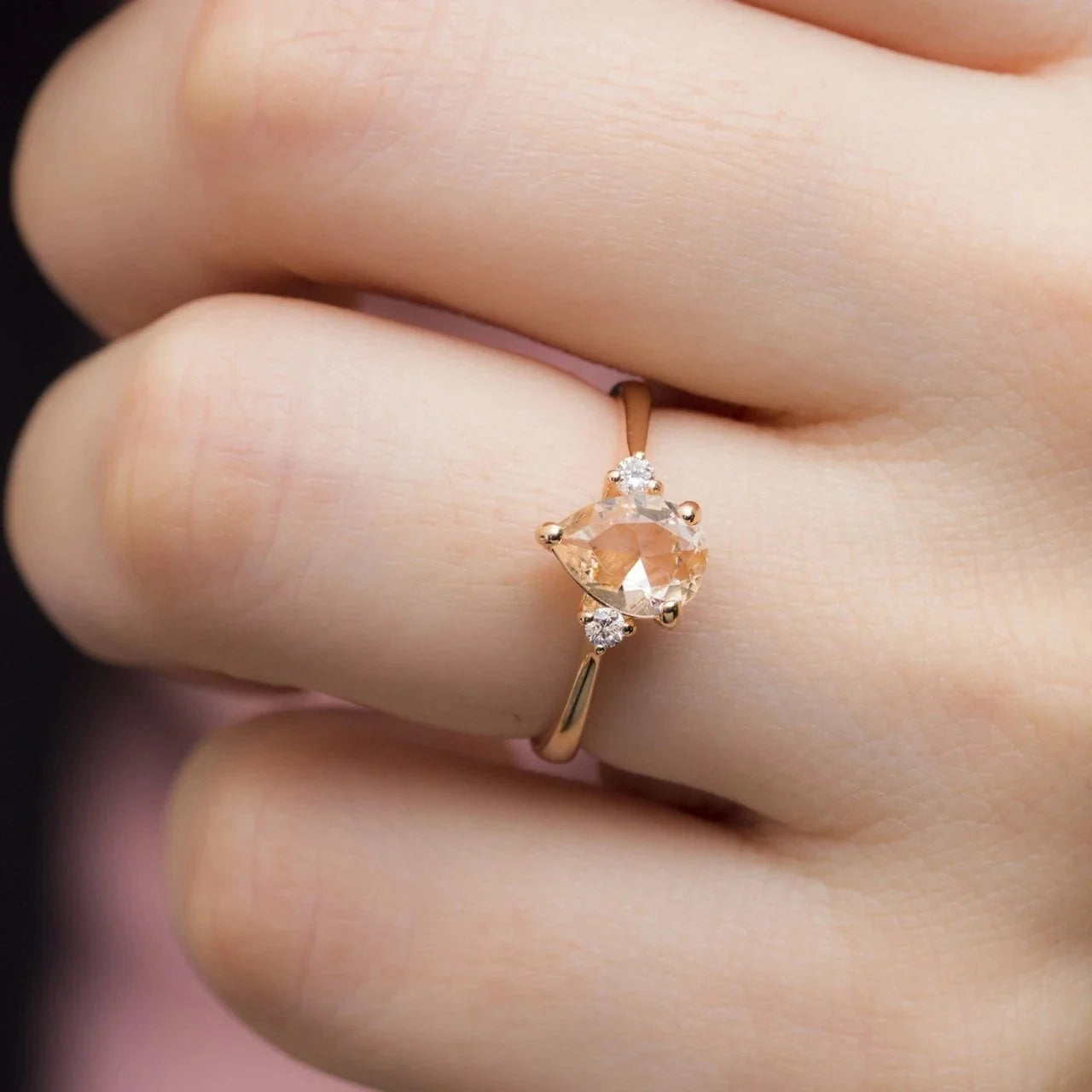 1,08 Karat Pırlantalı Morganit Yüzük "Nazen" - Venta Jewelry