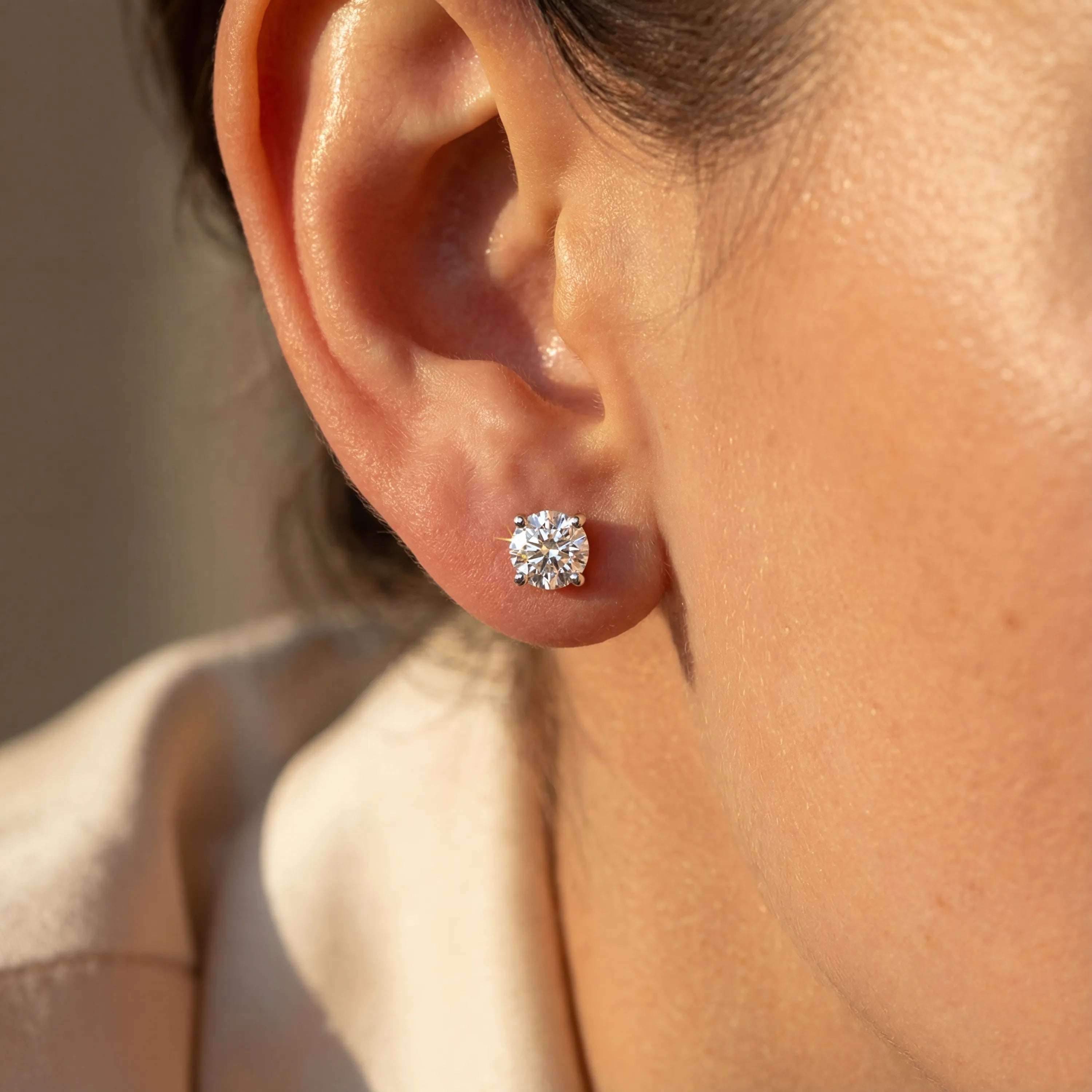 1,50 Karat Tektaş Pırlanta Küpe, F Renk SI - Venta Jewelry