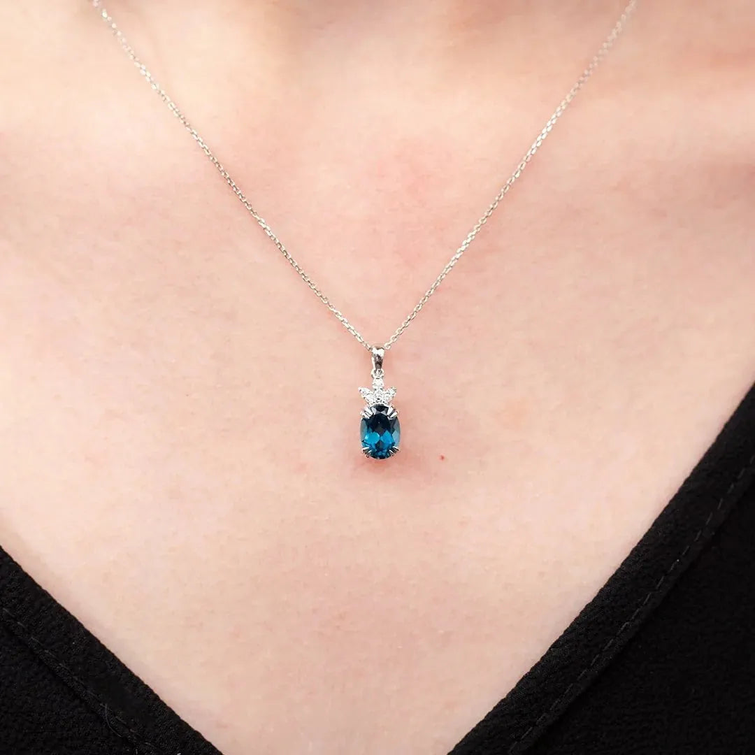 1,62 Karat Pırlanta Blue Topaz Kolye, F Renk SI - Venta Jewelry