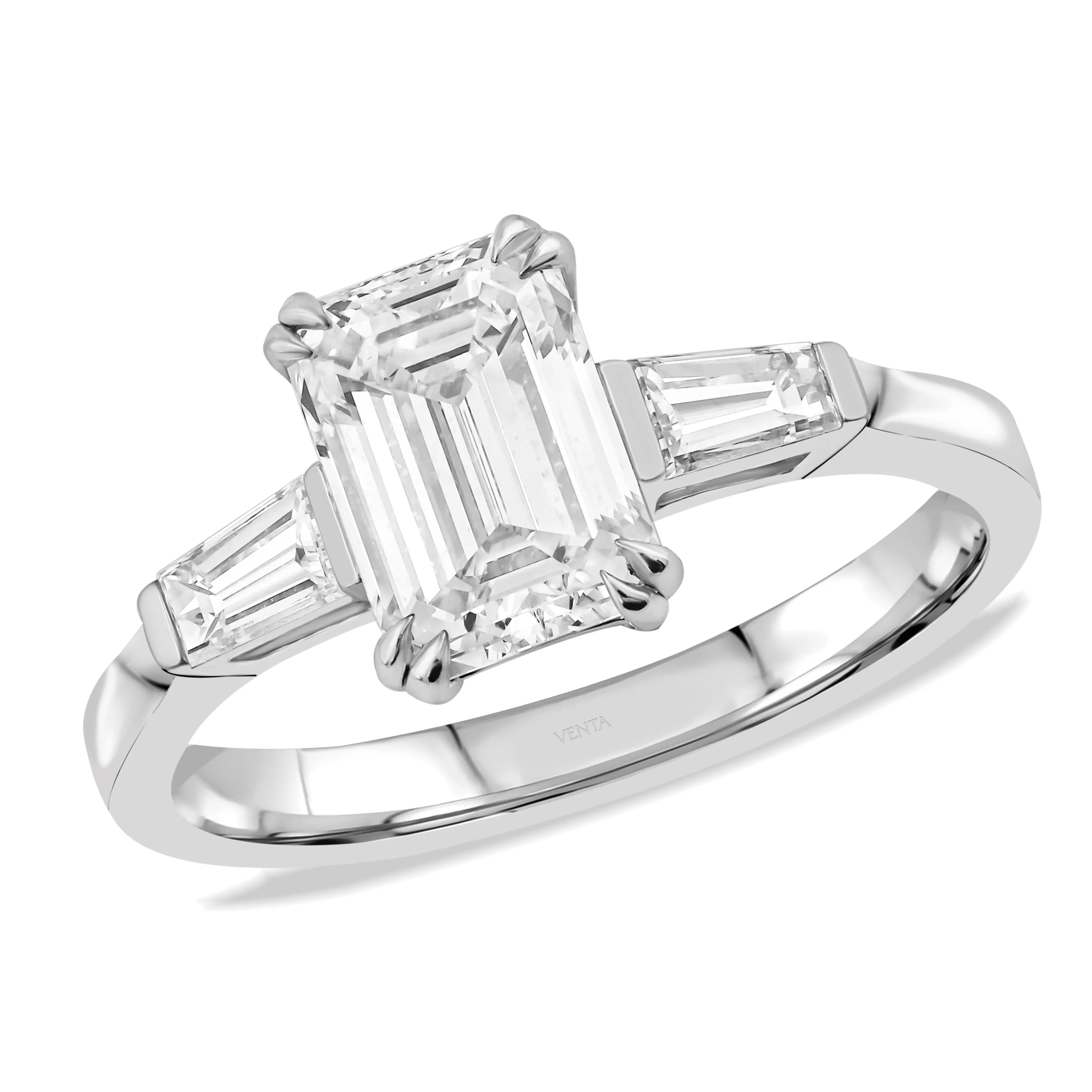 1,84 Karat Özel Kesim Tektaş Pırlanta Yüzük, D Renk VS1 - Venta Jewelry