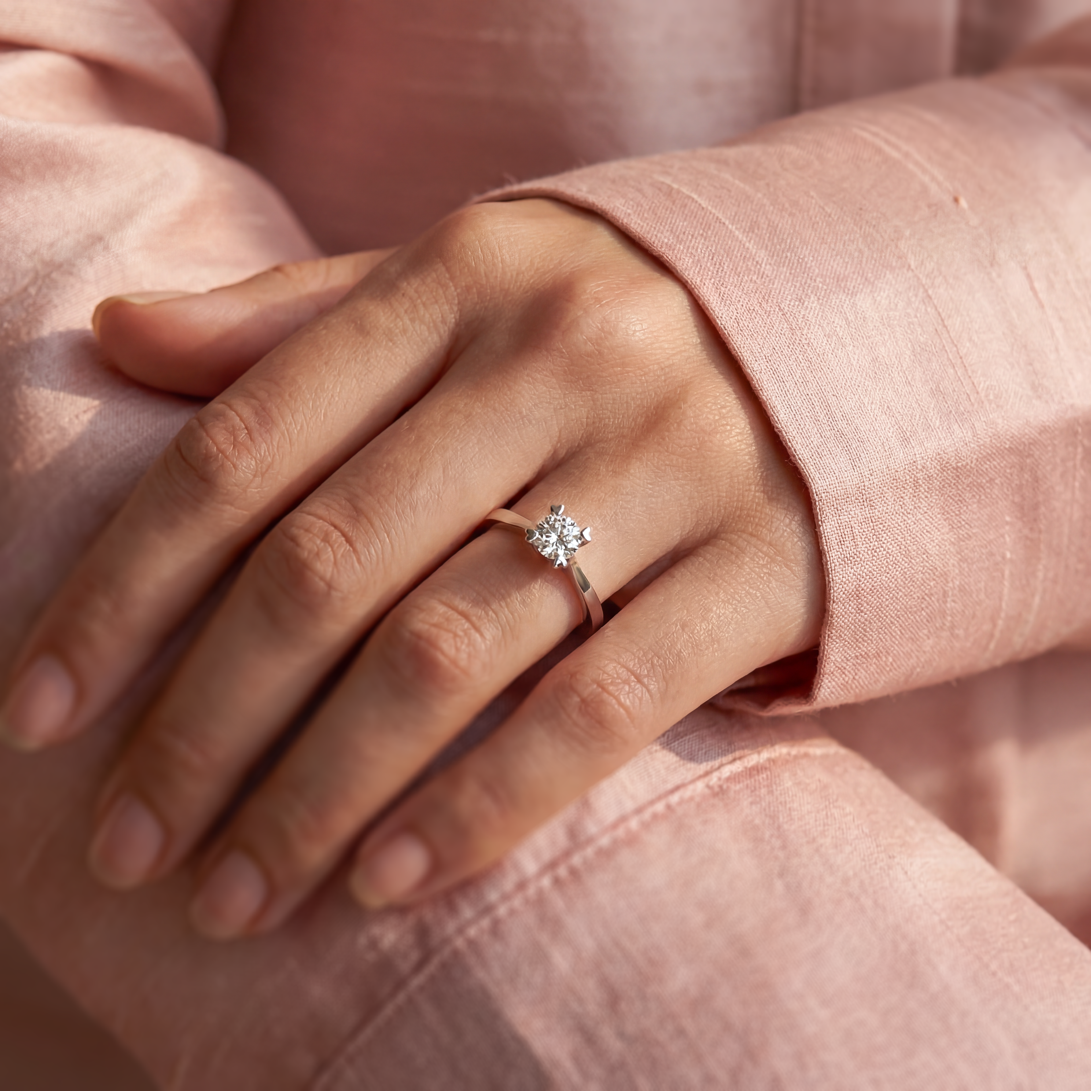 HRD Sertifikalı 0,70 Karat E Renk Tektaş Pırlanta Yüzük "Kalp" - Venta Jewelry