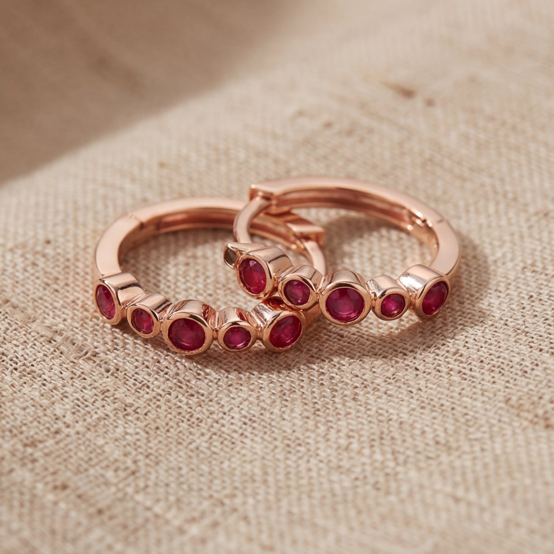 0,16 Karat Halka Küpe "Yakut"