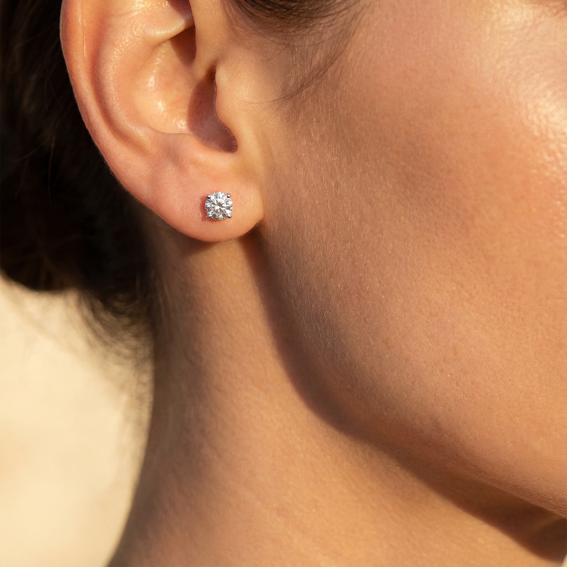 1,00 Karat Tektaş Pırlanta Küpe