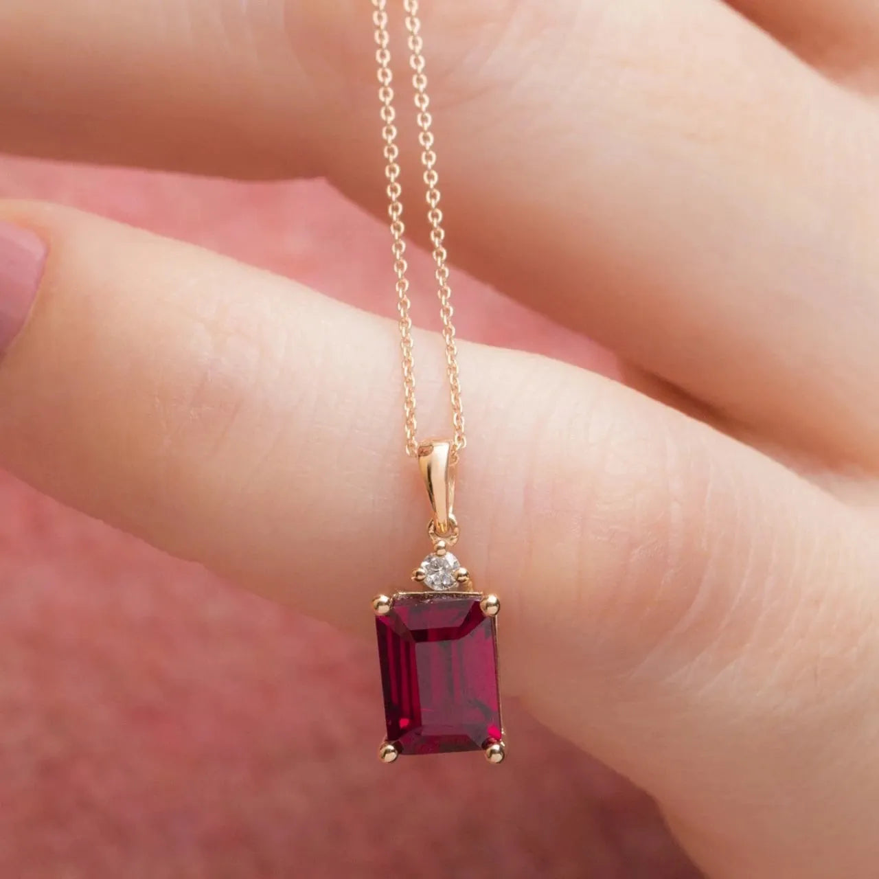2,47 Karat Pırlantalı Yakut Kolye "Rouge", F Renk SI - Venta Jewelry