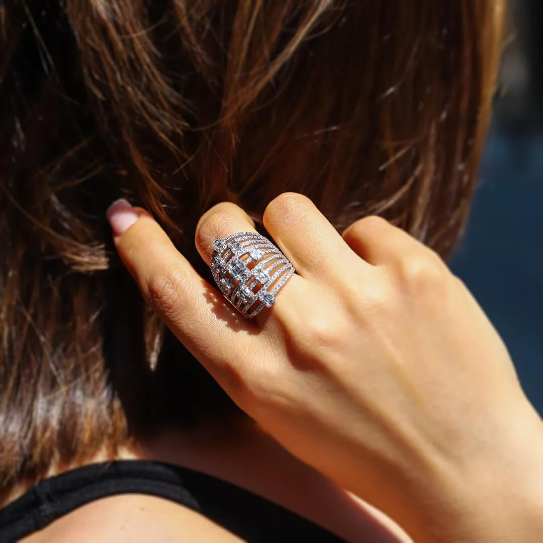 2,47 Karat Tasarım Baget Pırlanta Yüzük - Venta Jewelry