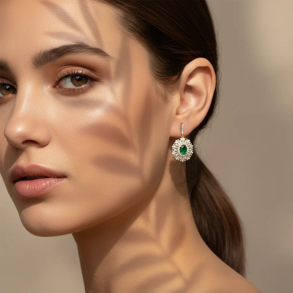 2,71 Karat Tasarım Pırlantalı Zümrüt Küpe "Cleopatra" - Venta Jewelry