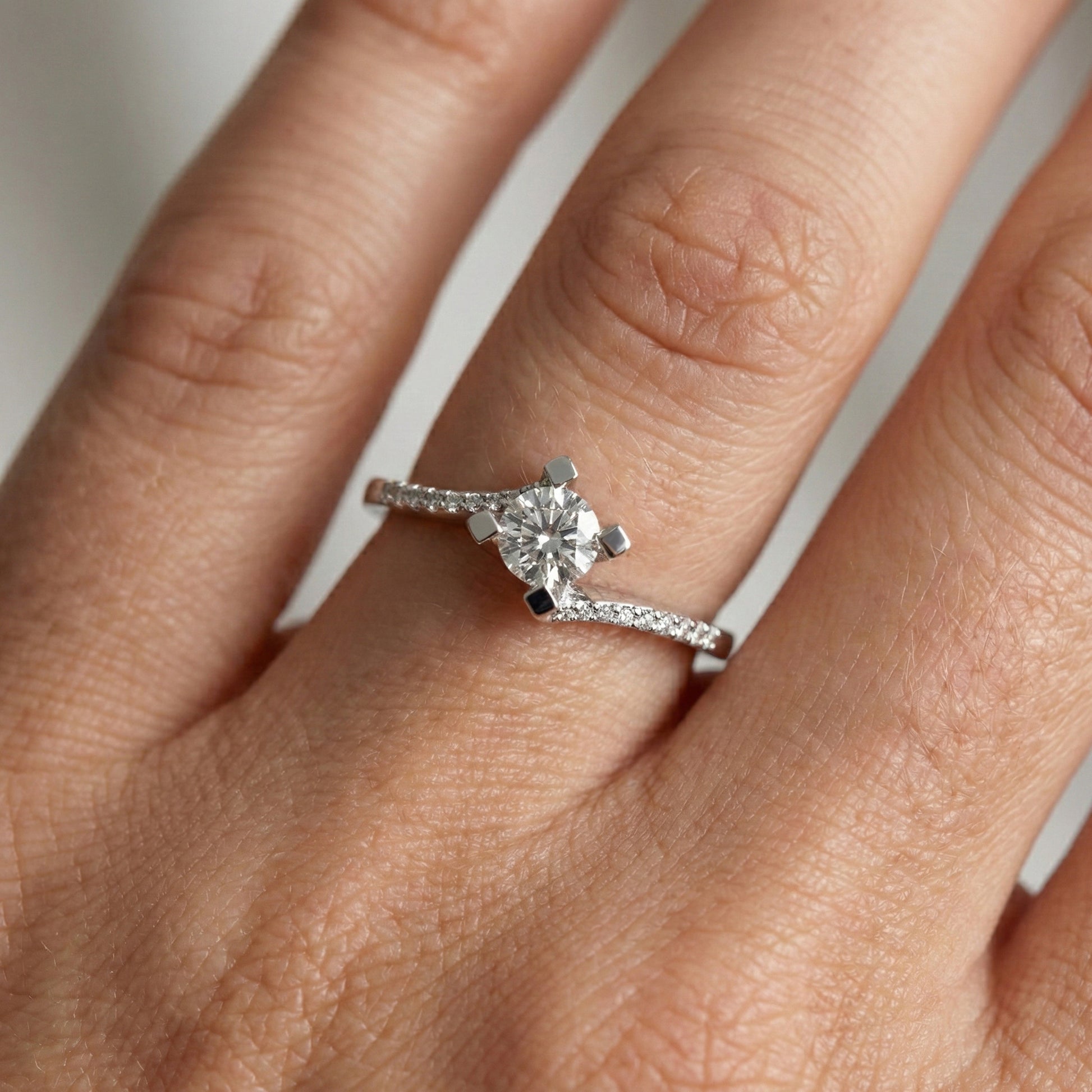 0,63 Karat Tektaş Pırlanta Yüzük "Venera" - Venta Jewelry