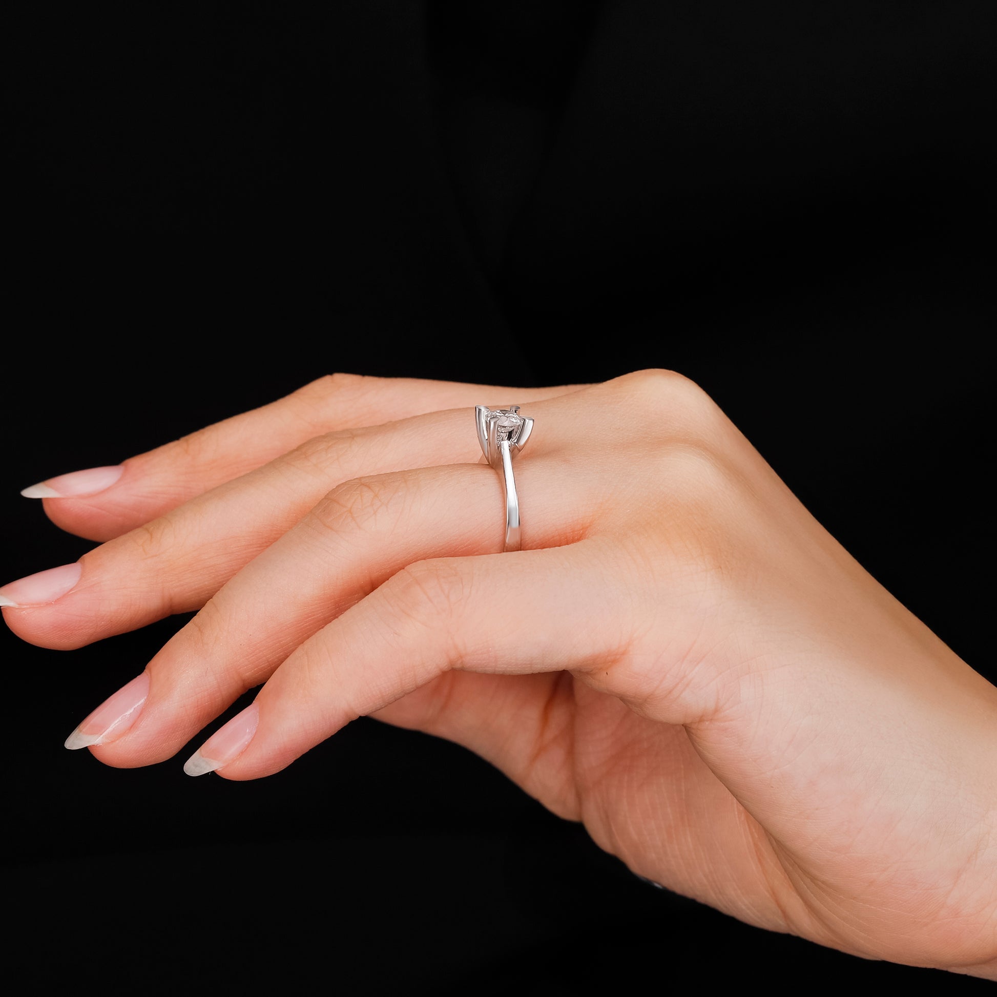 HRD Sertifikalı 0,60 Karat Tektaş Pırlanta Yüzük "Badem"