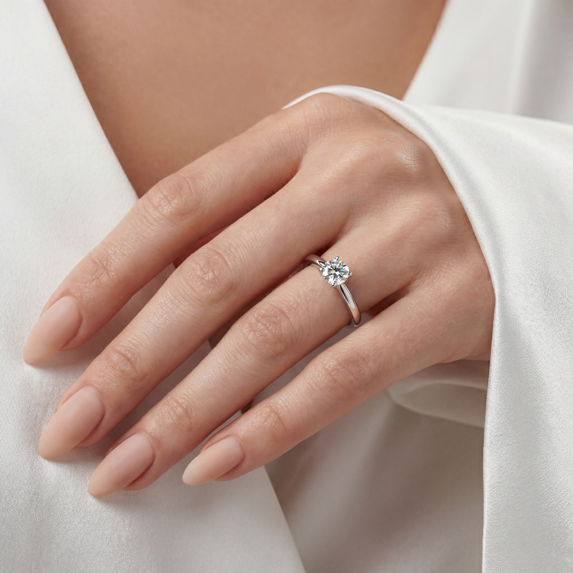 Hrd Sertifikalı 0,70 Karat E Renk Tektaş Pırlanta Yüzük - Venta Jewelry