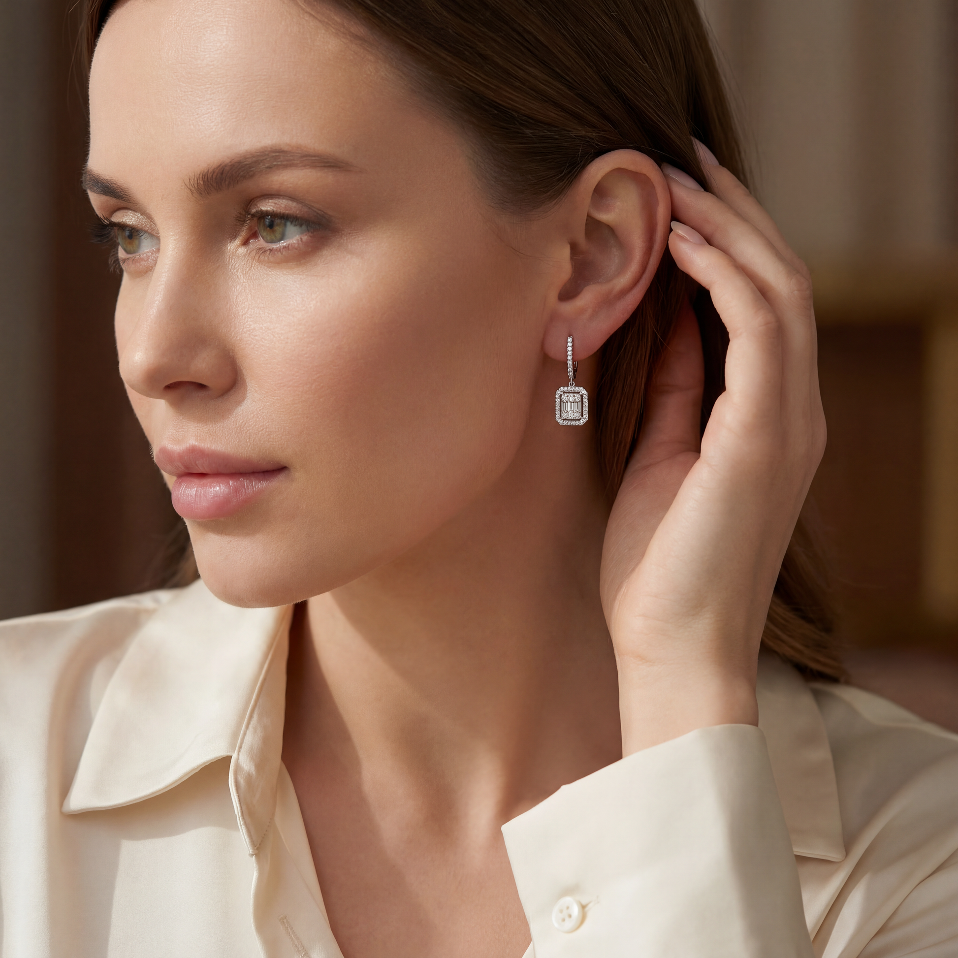 0,96 Karat Baget Pırlanta Küpe