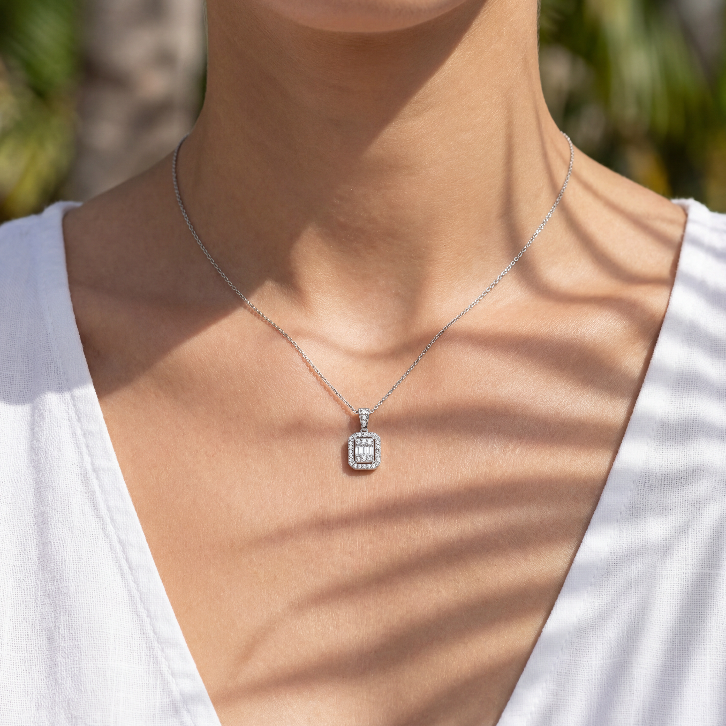 0,41 Karat Baget Pırlanta Kolye "Efza"