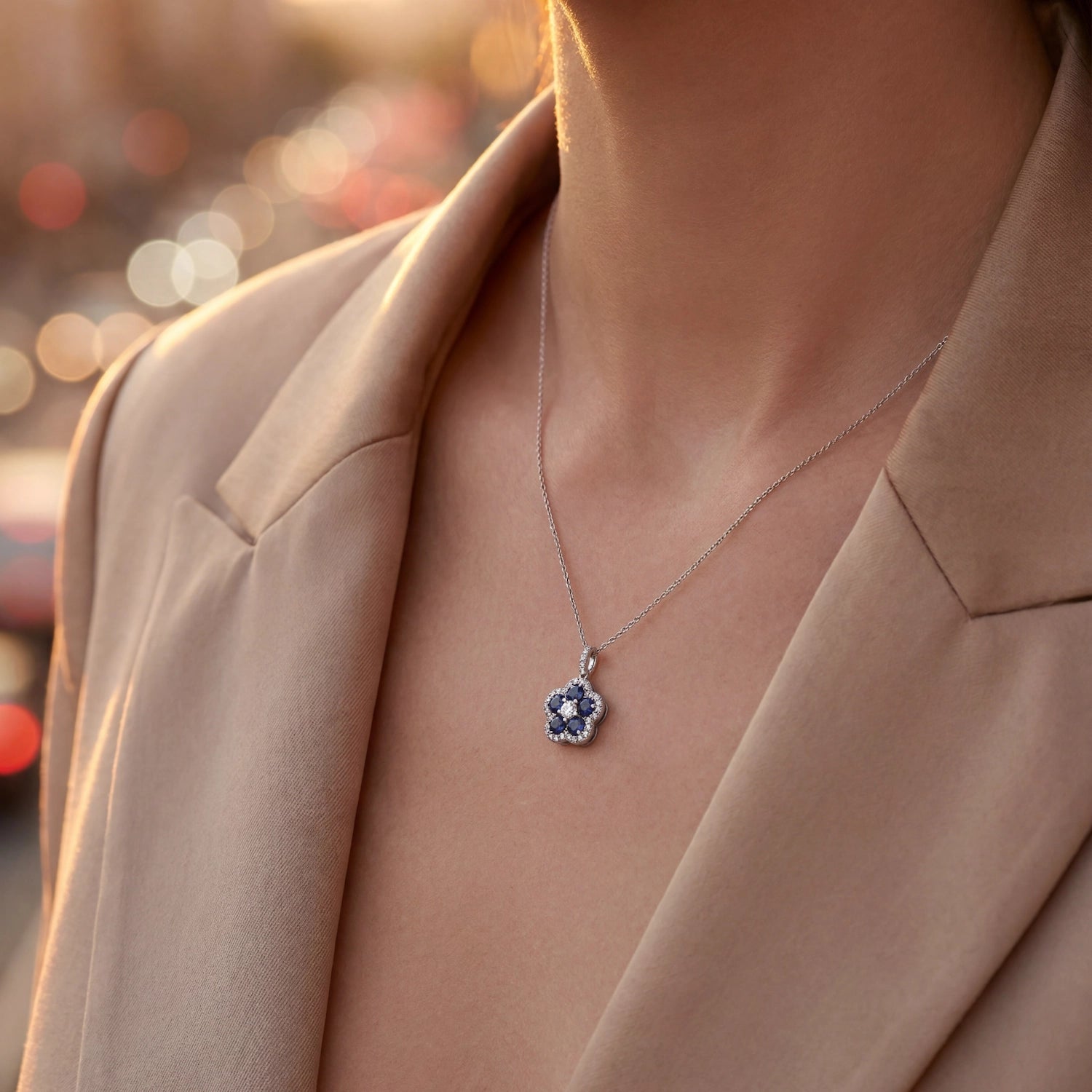 1,66 Karat Pırlantalı Safir Kolye alternatif görünüm