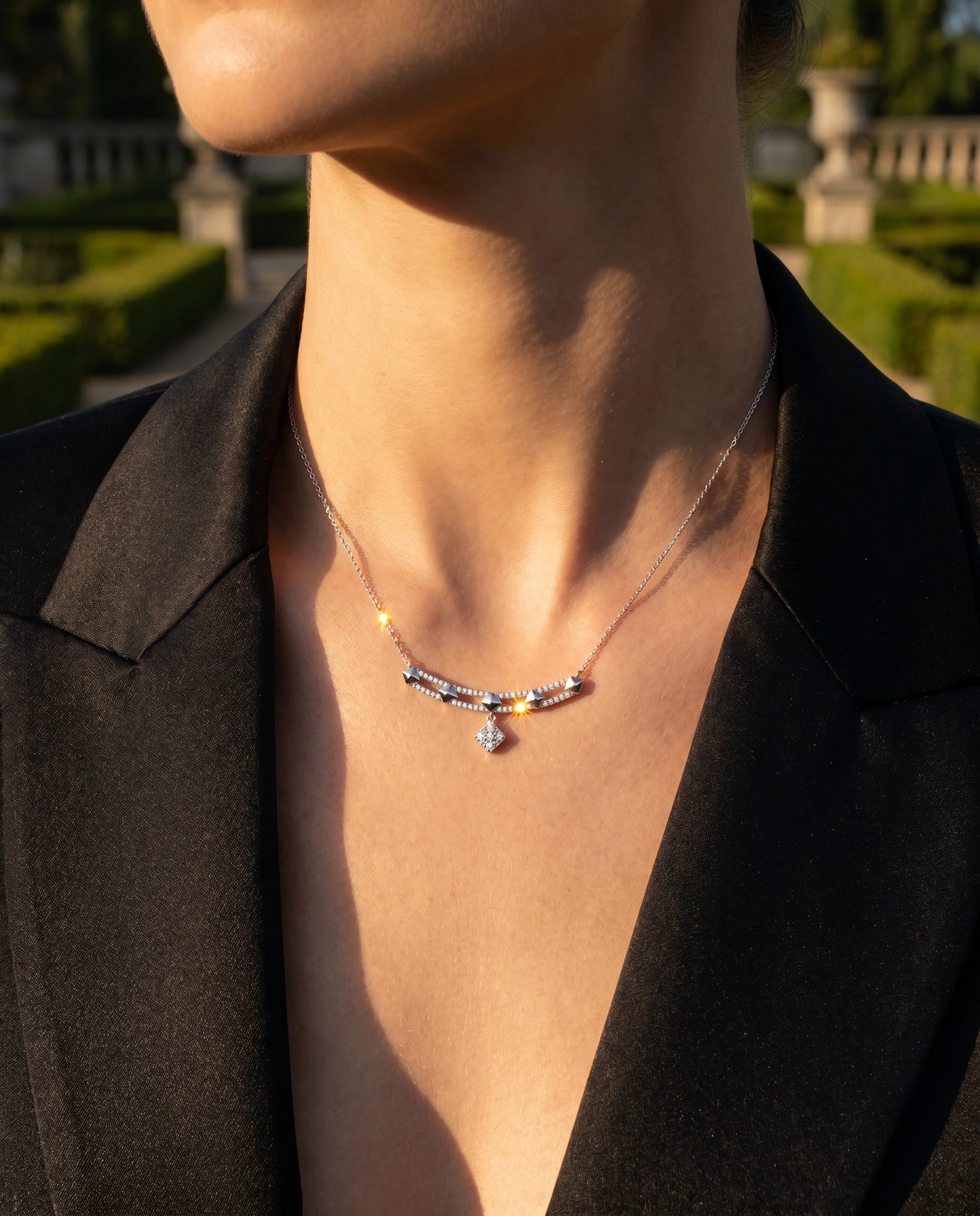 0,25 Karat Tasarım Pırlanta Kolye