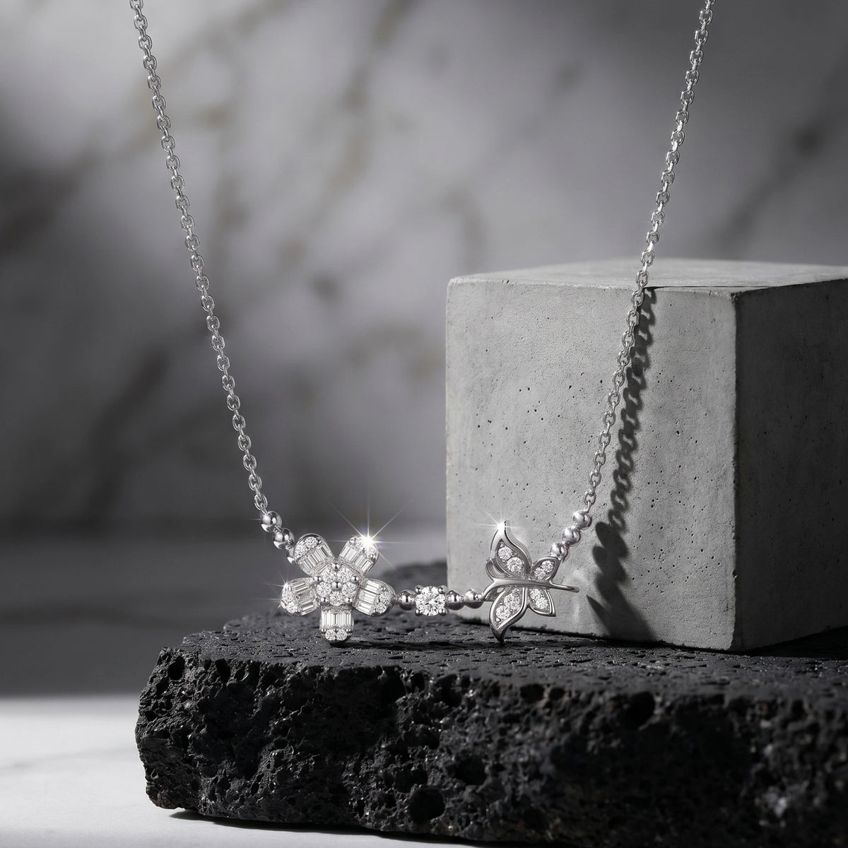 0,33 Karat Tasarım Pırlanta Kolye, F Renk SI - Venta Jewelry
