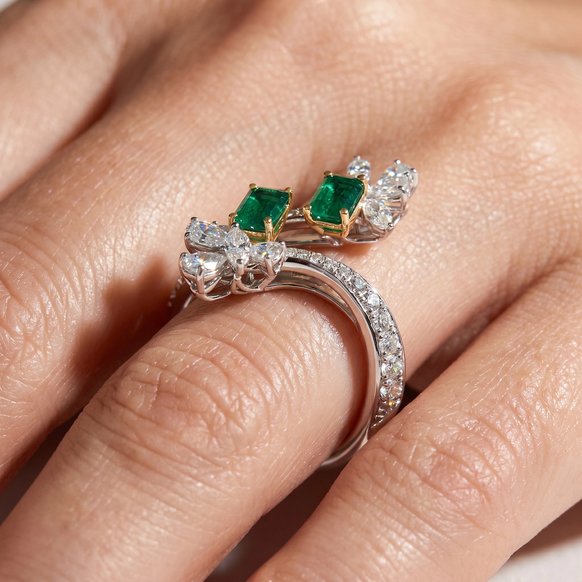 0.98 Carat Diamond and Emerald Ring "Jade"