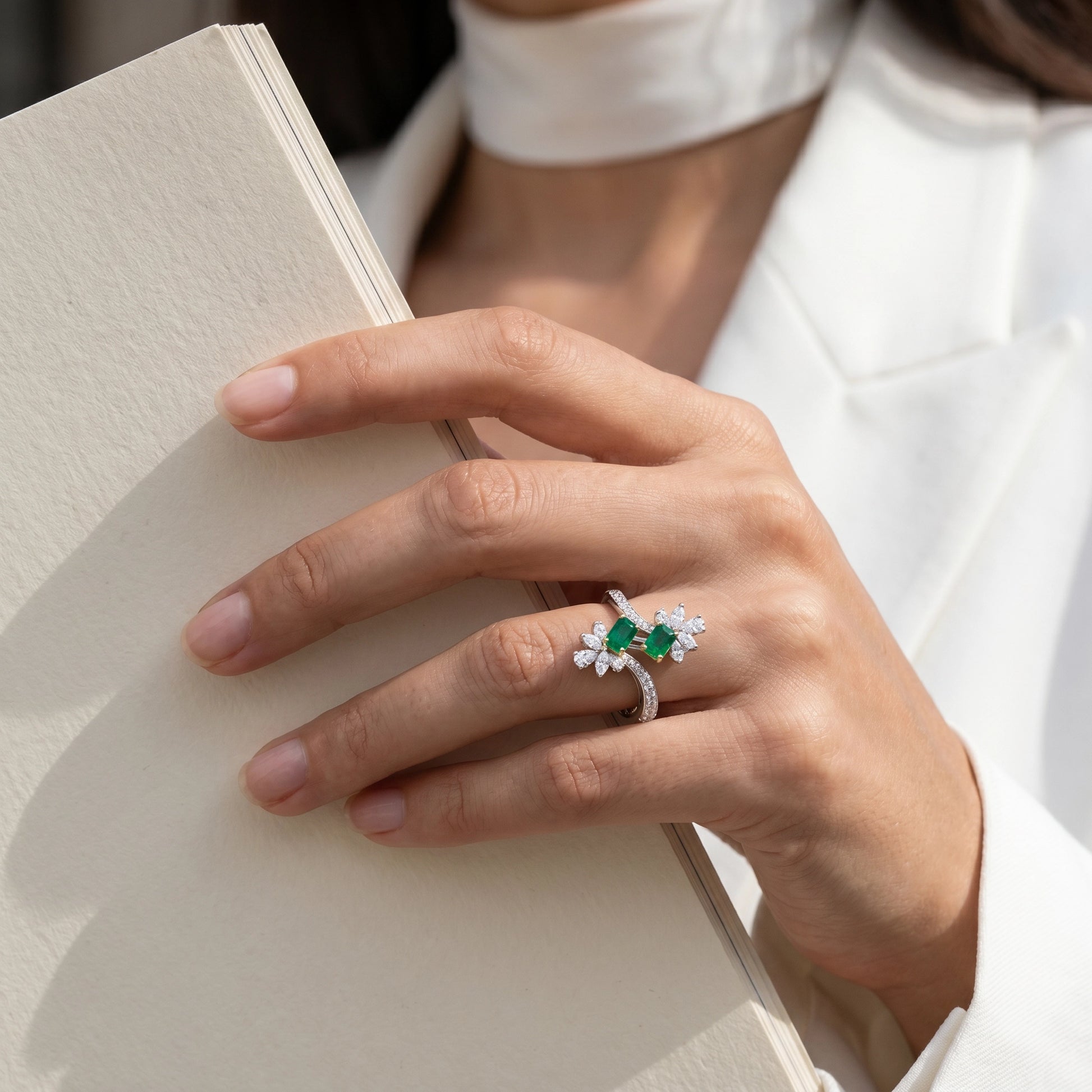 0.98 Carat Diamond and Emerald Ring "Jade"