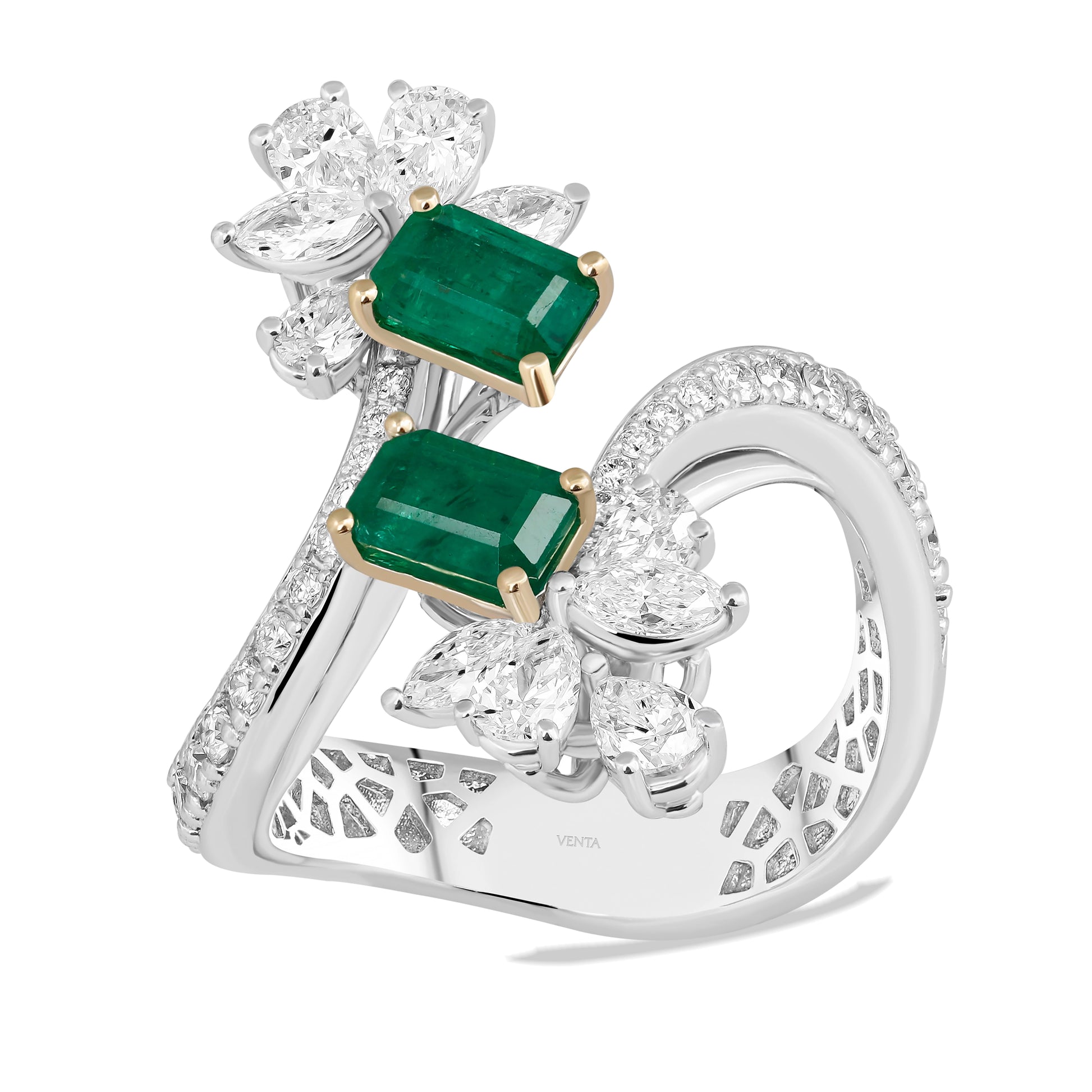 0.98 Carat Diamond and Emerald Ring "Jade"