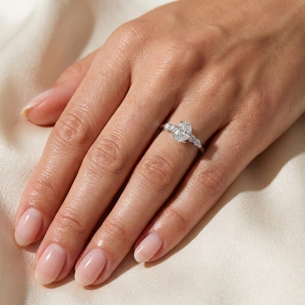 0.30 Carat Half-Circle Diamond Ring "Veca"
