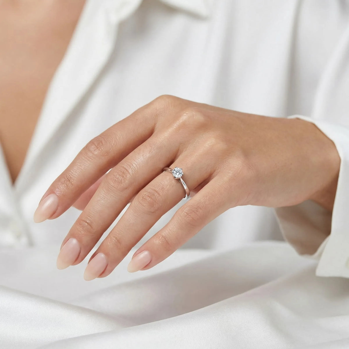 HRD Sertifikalı 0,40 Karat E Renk Tektaş Pırlanta Yüzük, E Renk SI2 - Venta Jewelry
