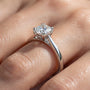 HRD Sertifikalı 0,50 Karat Cushion Tektaş Pırlanta Yüzük, E Renk SI2 - Venta Jewelry