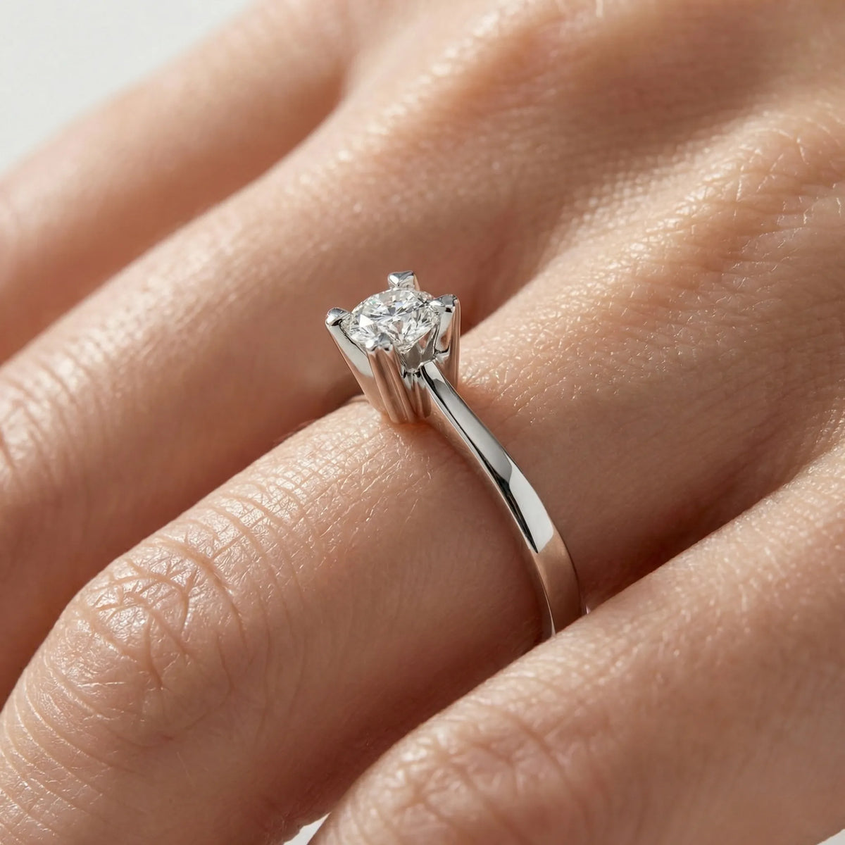 HRD Sertifikalı 0,60 Karat G Renk Tektaş Pırlanta Yüzük "Kalp", G Renk VS2 - Venta Jewelry
