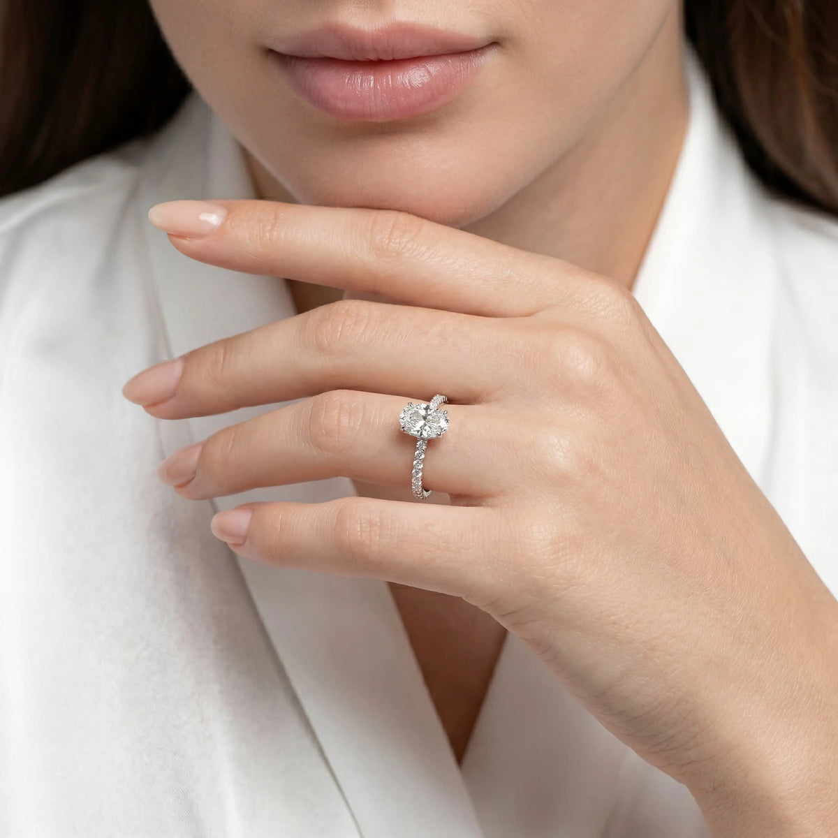 HRD Sertifikalı 1,39 Karat Oval Tektaş Pırlanta Yüzük, D Renk SI2 - Venta Jewelry
