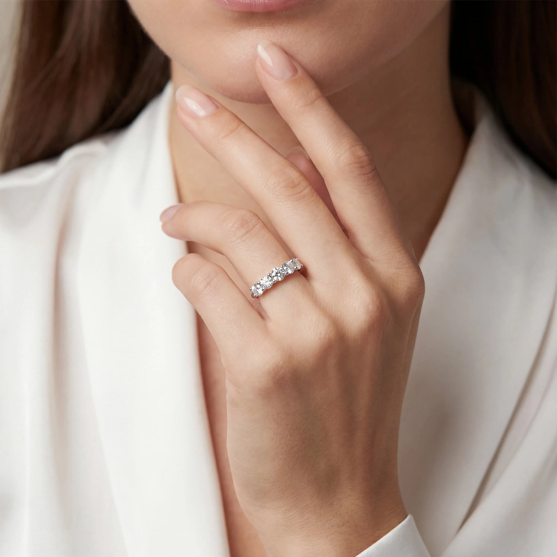 HRD Sertifikalı 1,50 Karat Beştaş Pırlanta Yüzük, E Renk SI1 - Venta Jewelry

