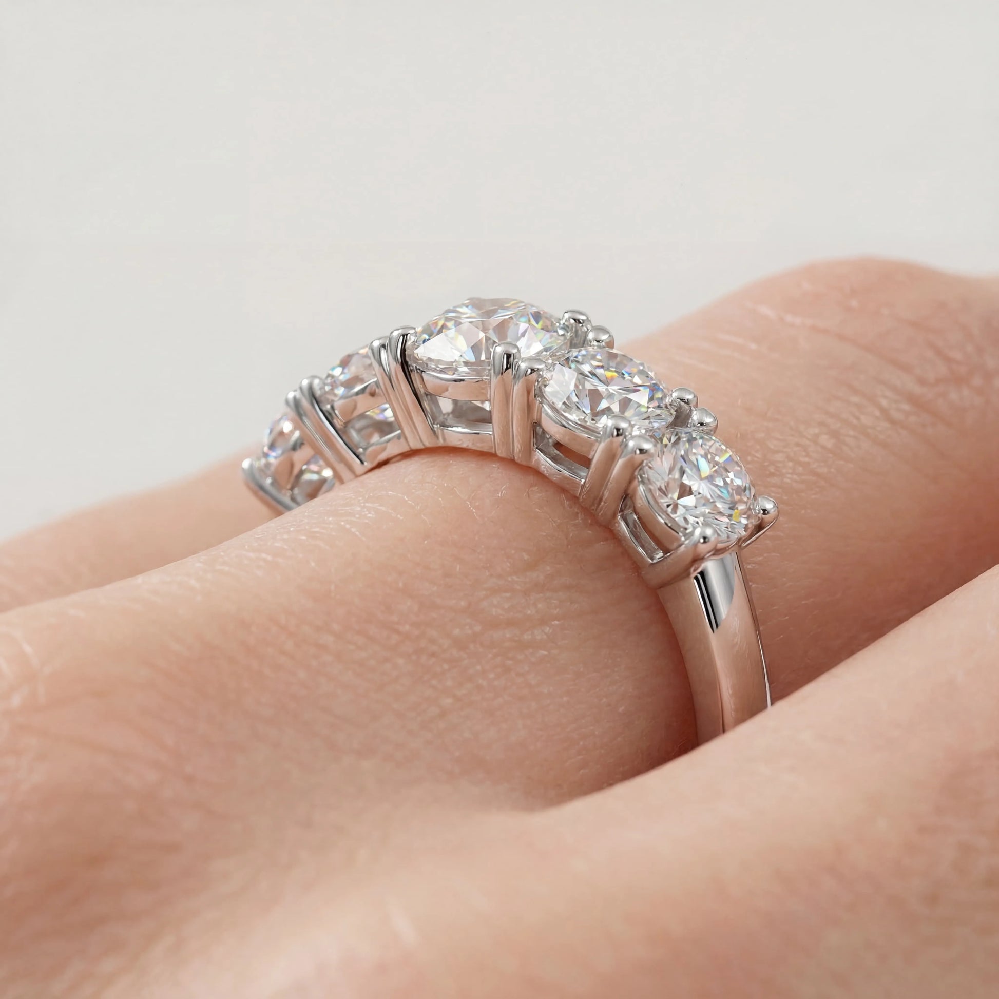 HRD Sertifikalı 1,50 Karat Beştaş Pırlanta Yüzük, E Renk SI1 - Venta Jewelry
