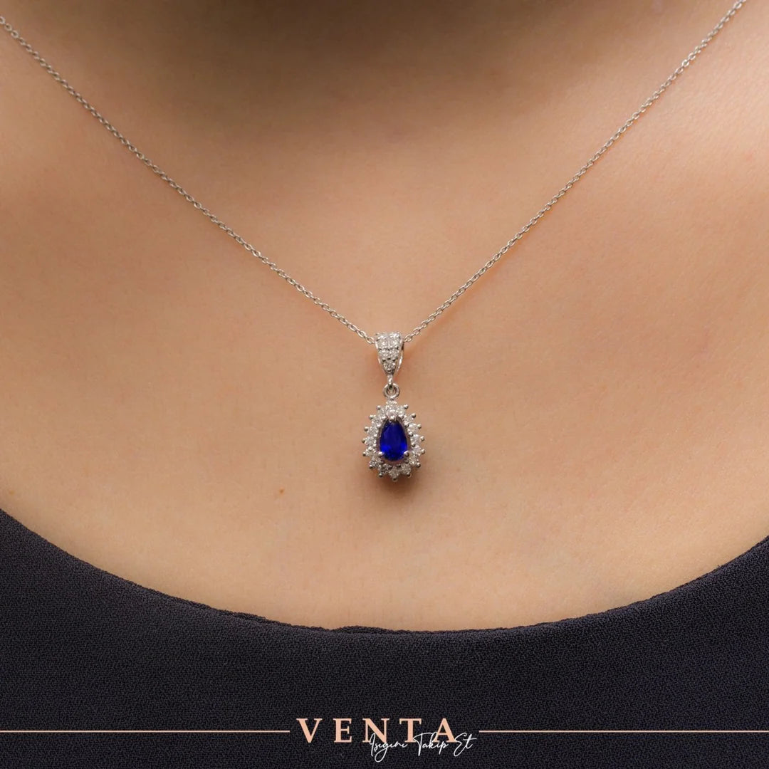 1,28 Karat Pırlanta Safir Kolye