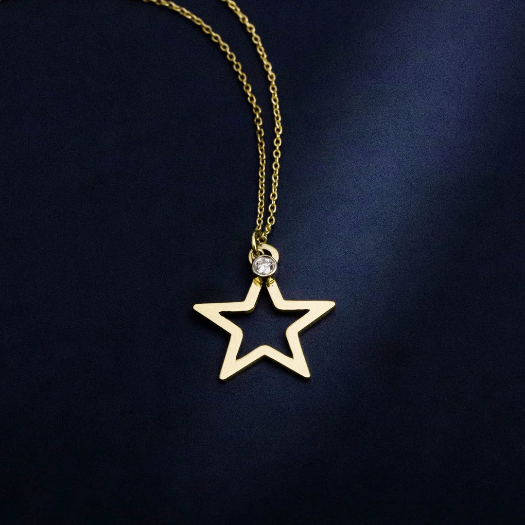 0,02 Karat Pırlanta Kolye "Yıldız"