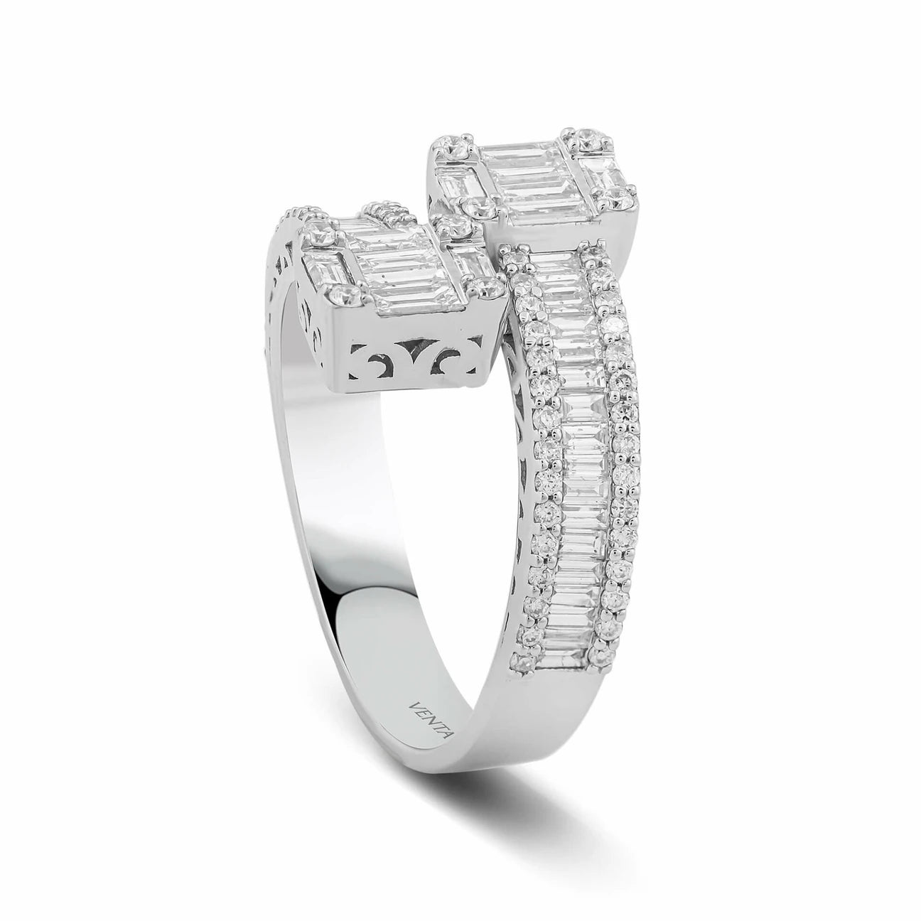 0,97 Karat Tasarım Baget Pırlanta Yüzük