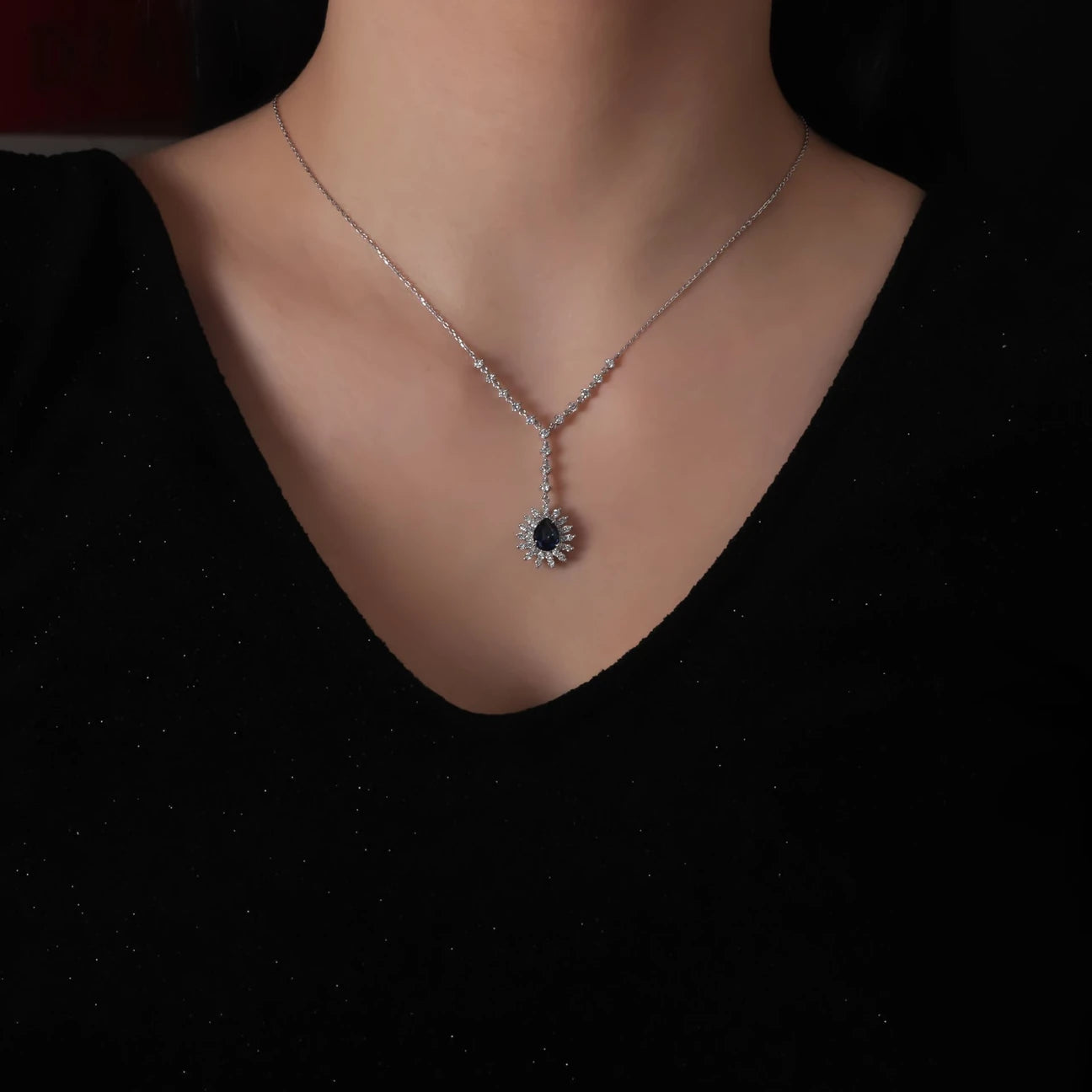 5,46 Karat Pırlantalı Safir Kolye