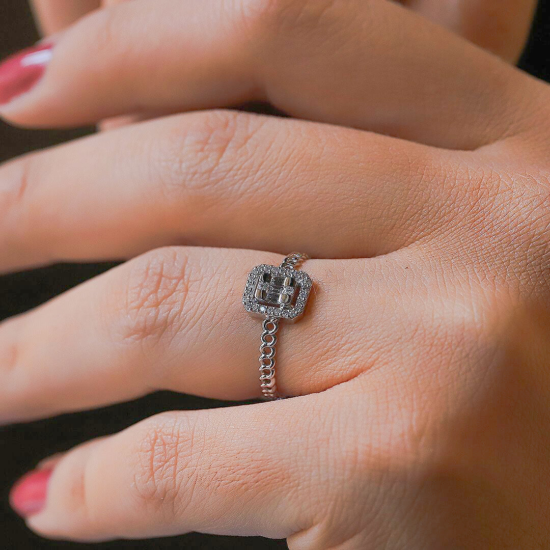 0,14 Karat Baget Pırlanta Yüzük