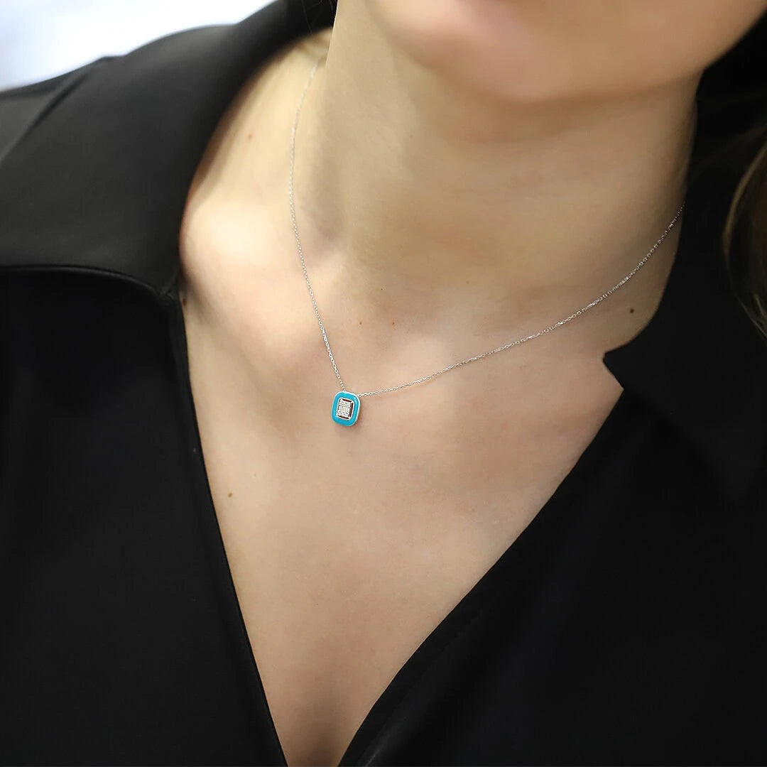 0,08 Karat Mavi Mineli Baget Pırlanta Kolye "Mina"