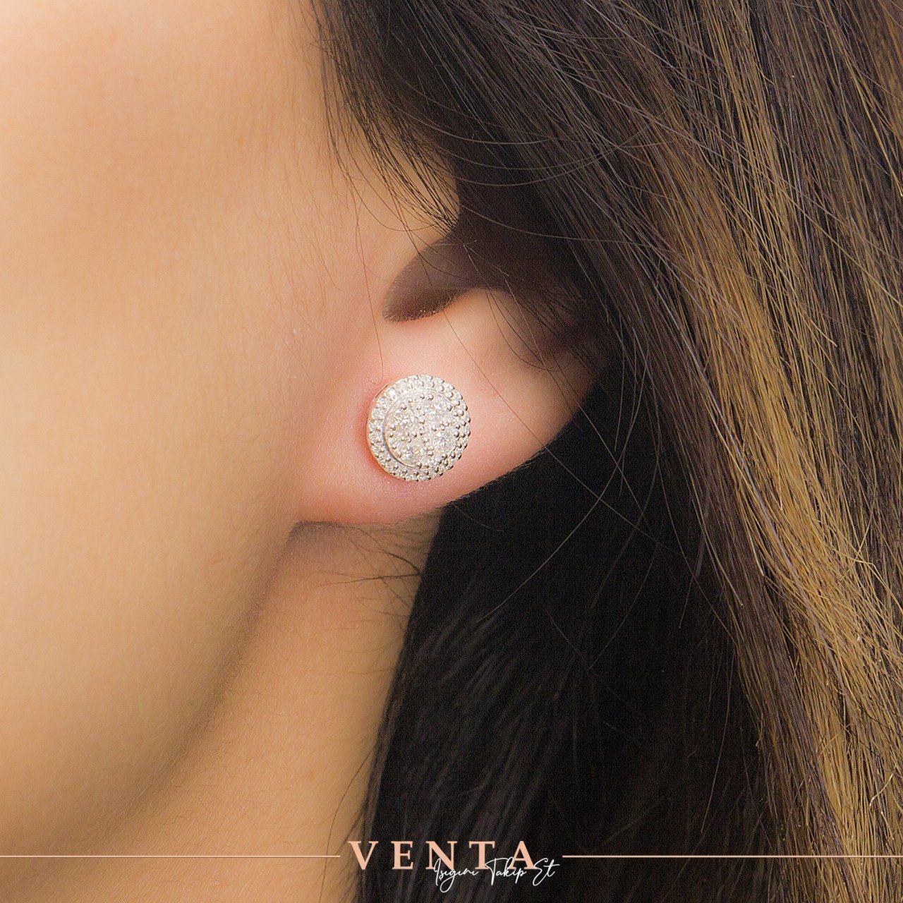 0,54 Karat Coronet Pırlanta Küpe ''Mond''