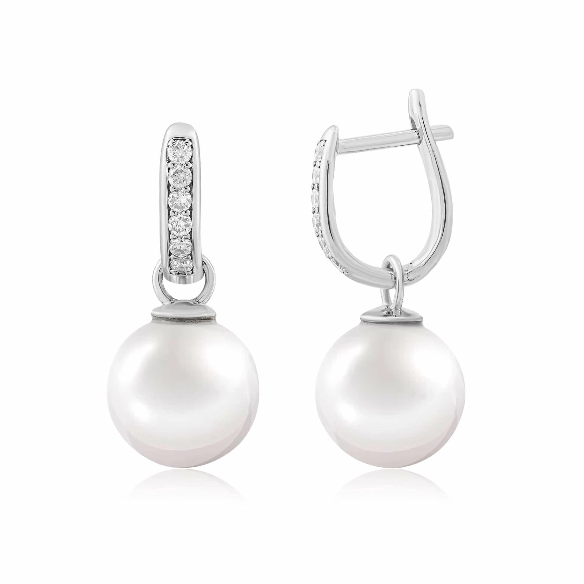 0,21 Karat Pırlantalı İnci Küpe