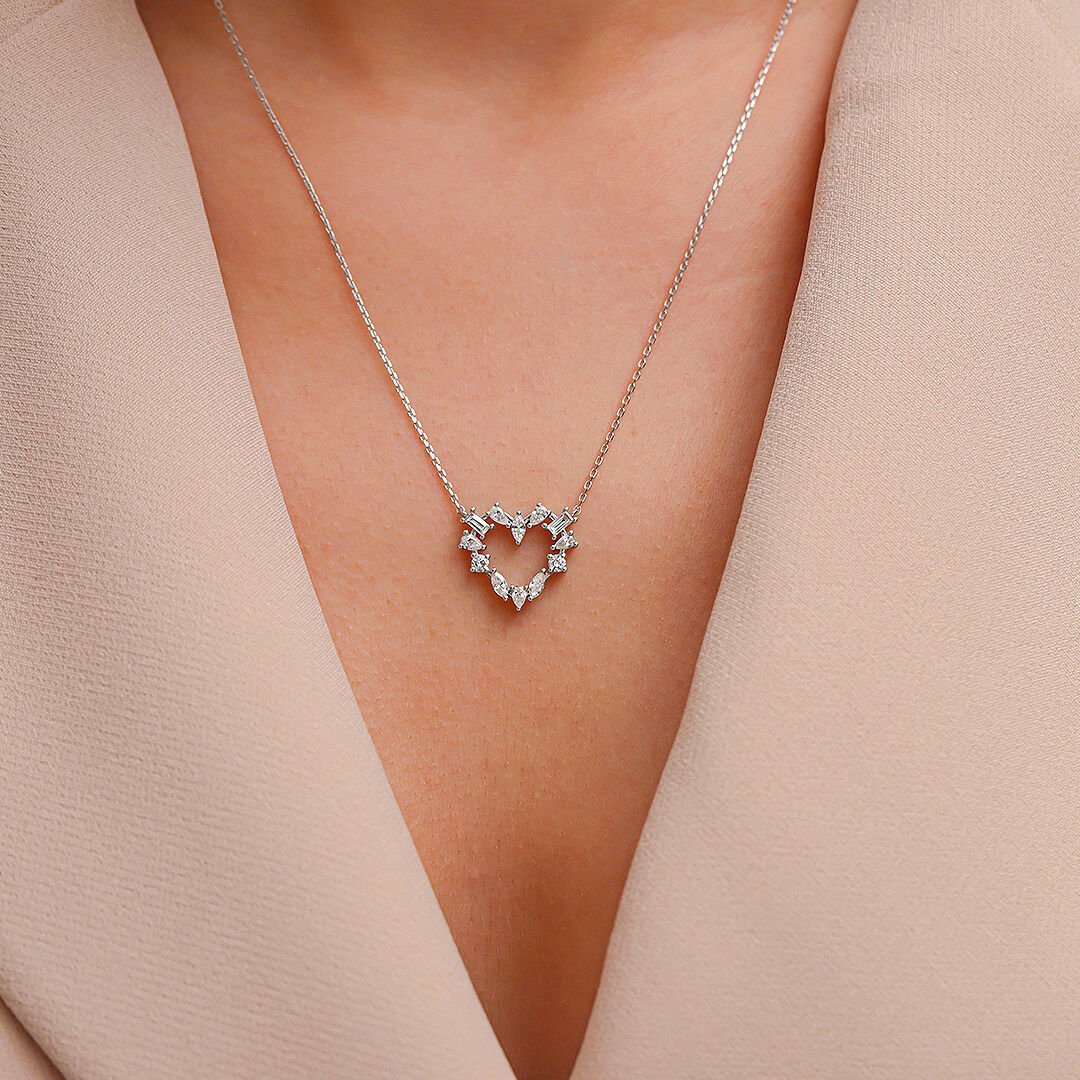 0,72 Karat Tasarım Pırlanta Kolye