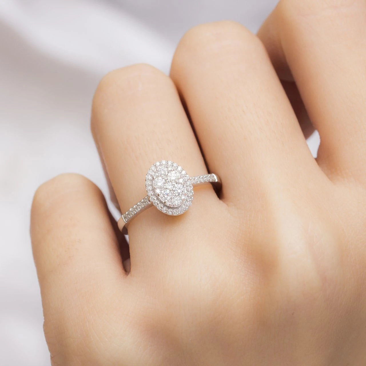 0,39 Karat Coronet Pırlanta Yüzük "Alina"