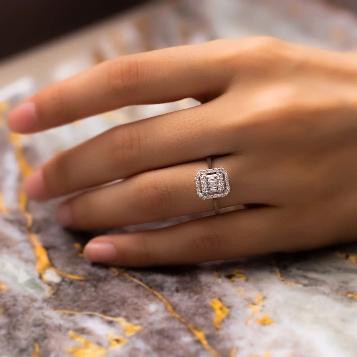 0,55 Karat Baget Pırlanta Yüzük "İlma"