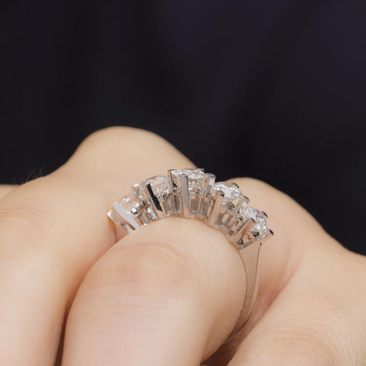 1,80 Karat Beştaş Pırlanta Yüzük "Ayşin"